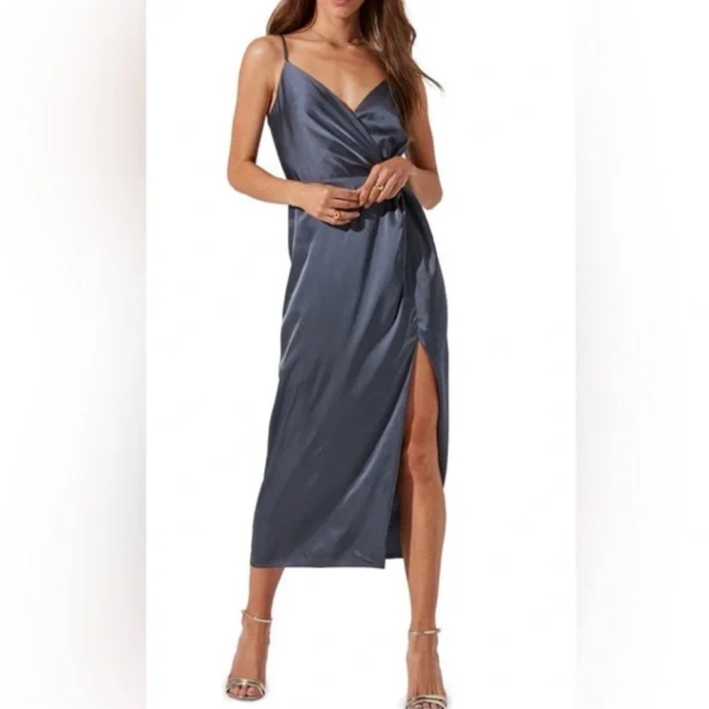 Astr Charcoal Twist Front Satin Midi Dress Size Small